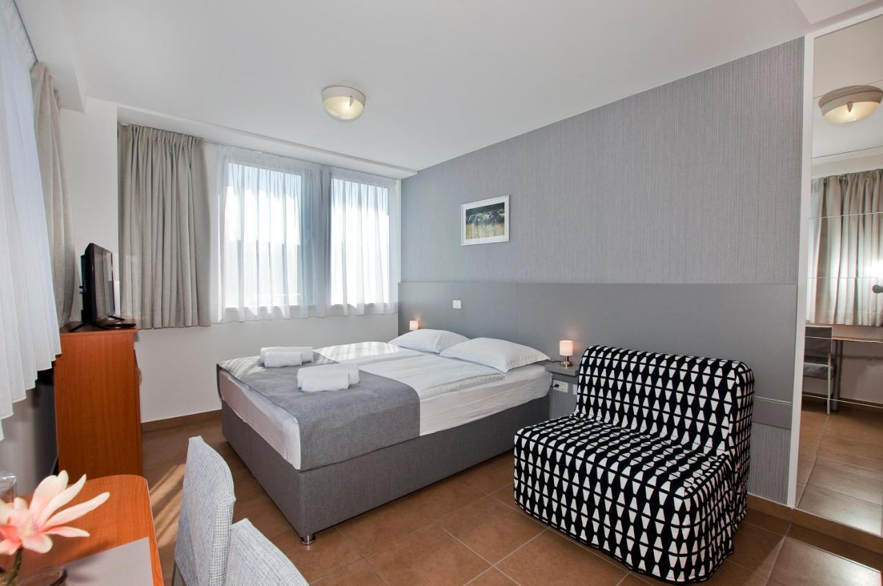 Sobe Rooms Nataly Sežana Dış mekan fotoğraf
